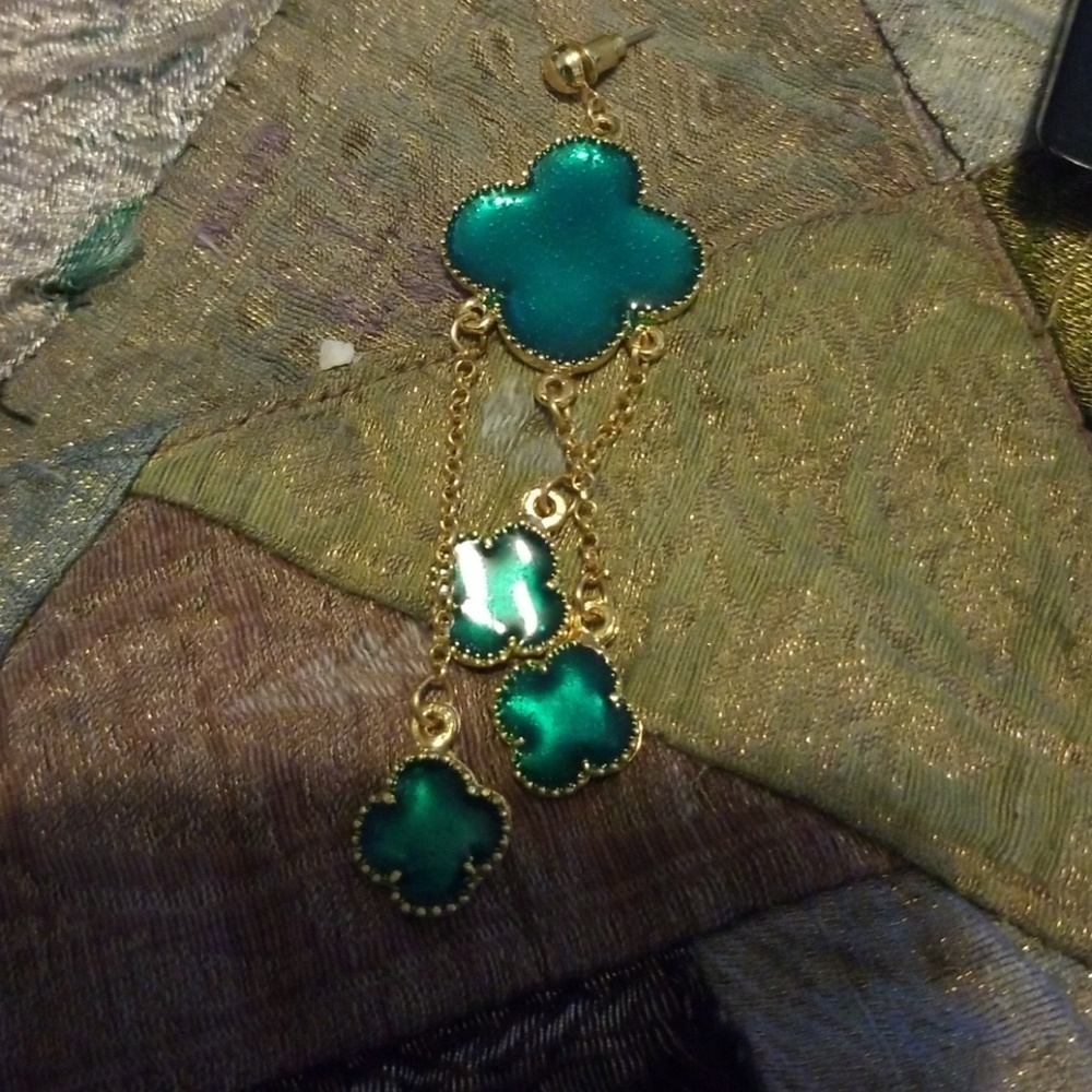 Leaf clover drop dangle earring - Picture 5 of 5